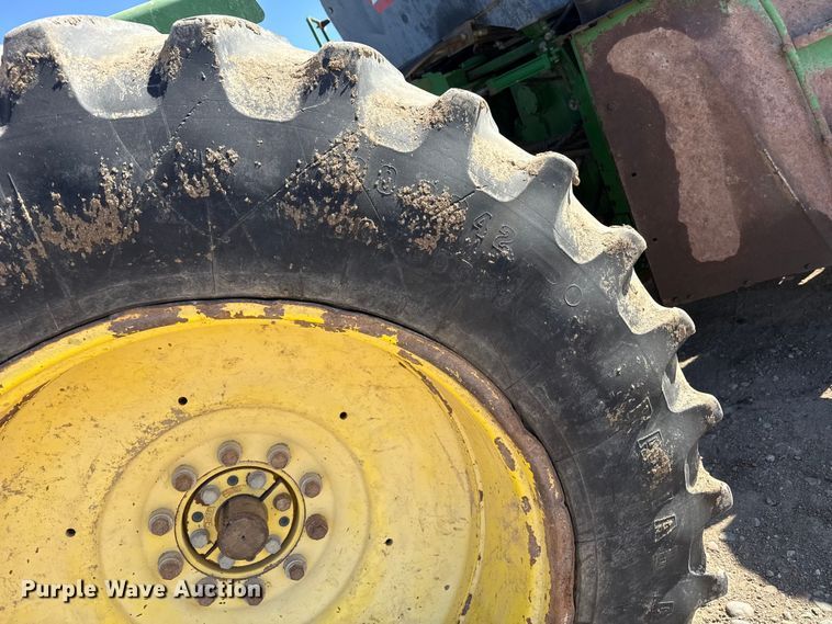 image for item DZ5010 1996 John Deere 8770 4WD tractor