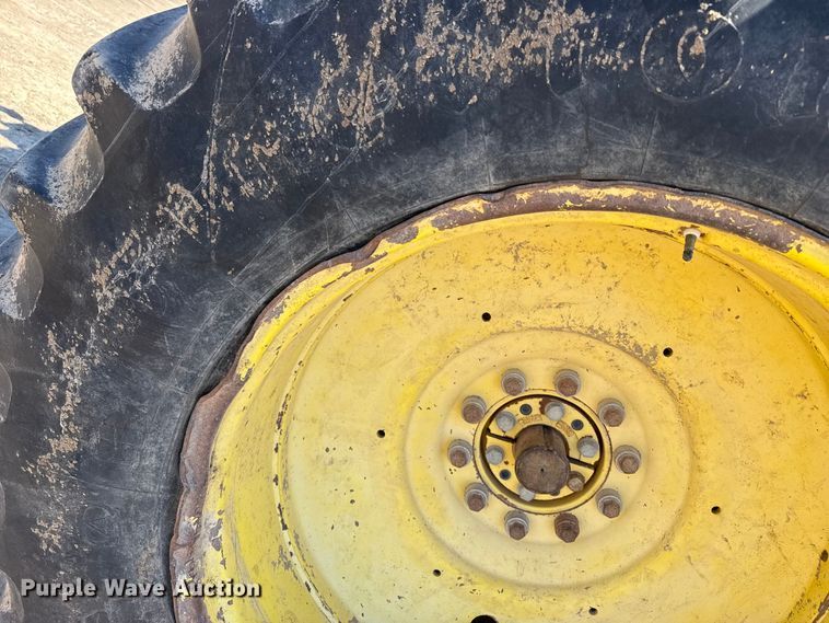 image for item DZ5010 1996 John Deere 8770 4WD tractor