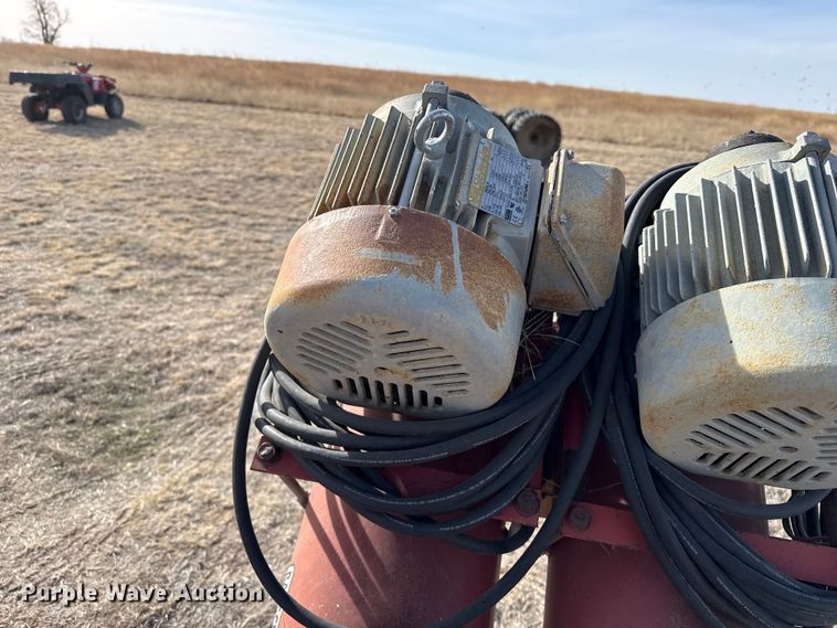 image for item DZ5024 Baasch & Sons D-1067 drive over pit auger