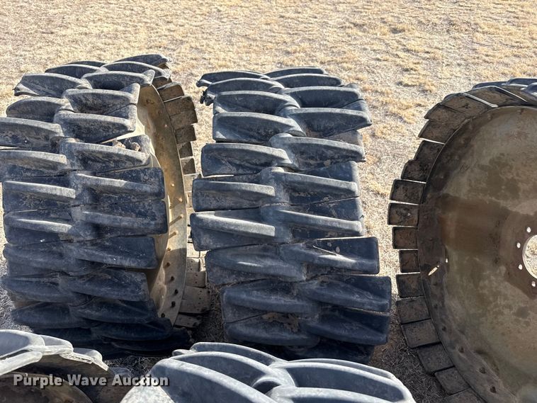 image for item DZ5025 (6) irrigation pivot wheels and tires