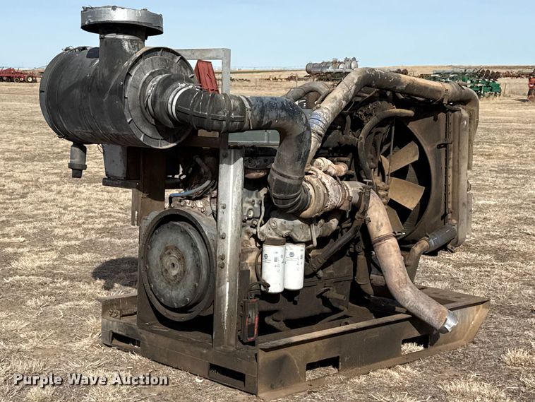 image for item DZ5027 Detroit Diesel engine