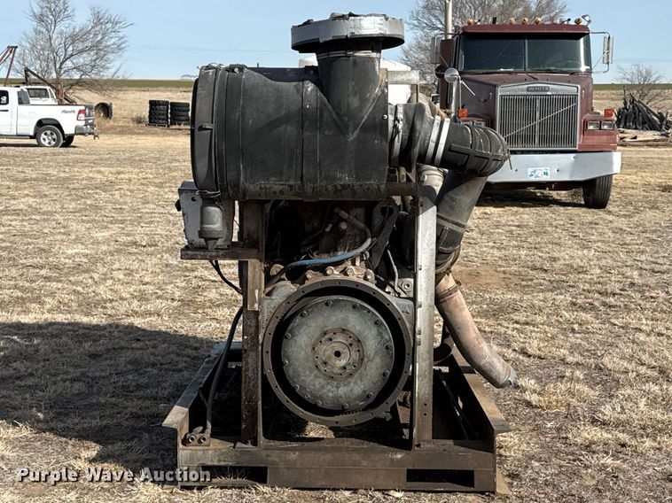 image for item DZ5027 Detroit Diesel engine