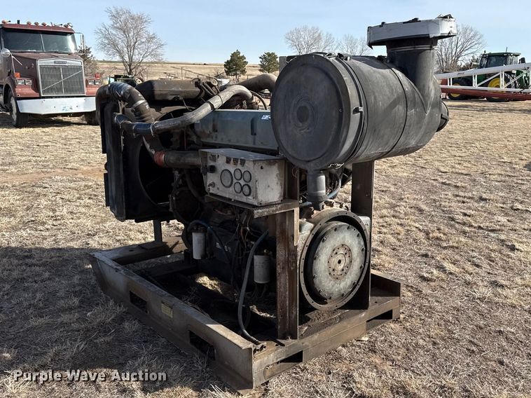 image for item DZ5027 Detroit Diesel engine