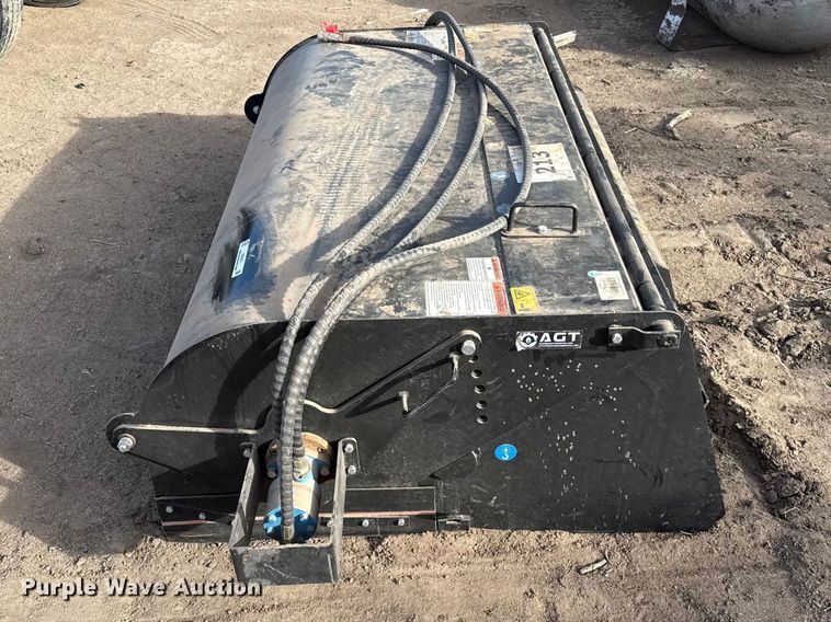 image for item DZ5031 2024 Mower King SSBM72 skid steer sweeper