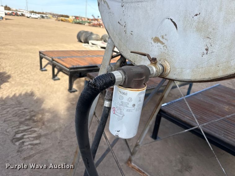 image for item DZ5036 Fuel tank