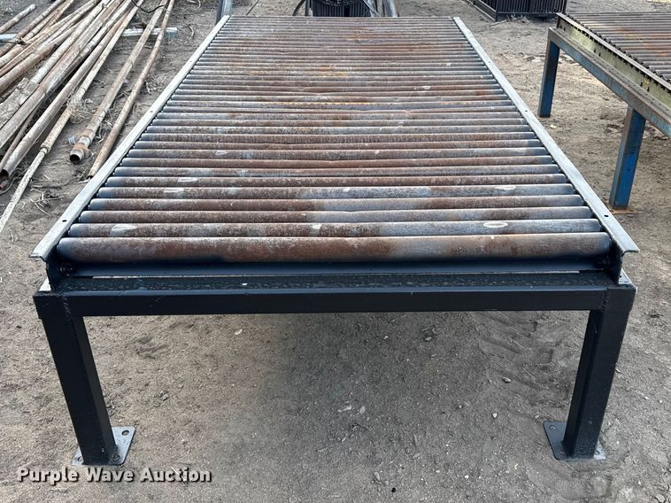 image for item DZ5037 Roller table