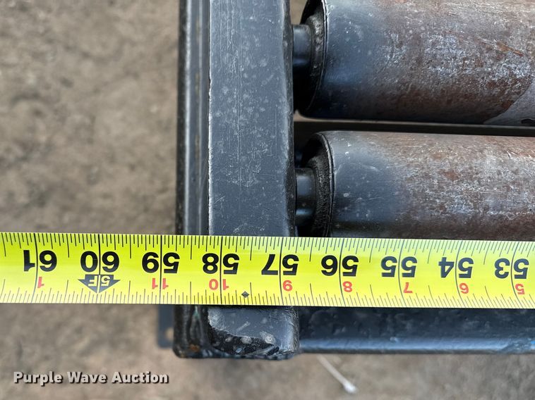 image for item DZ5037 Roller table