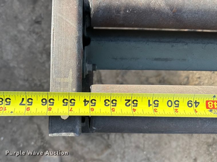 image for item DZ5038 Roller table