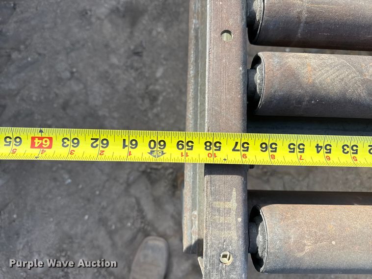 image for item DZ5038 Roller table