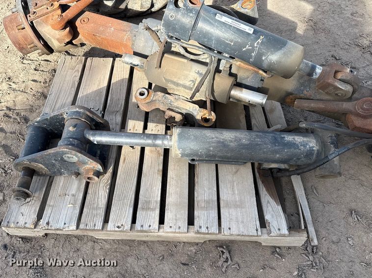 image for item DZ5043 Telehandler parts