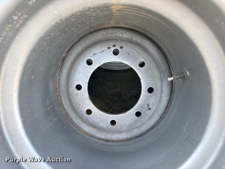 image for item DZ5044 (4) 21.5L-16.1SL tires and wheels