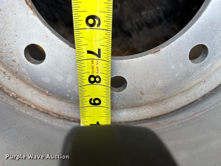 image for item DZ5044 (4) 21.5L-16.1SL tires and wheels