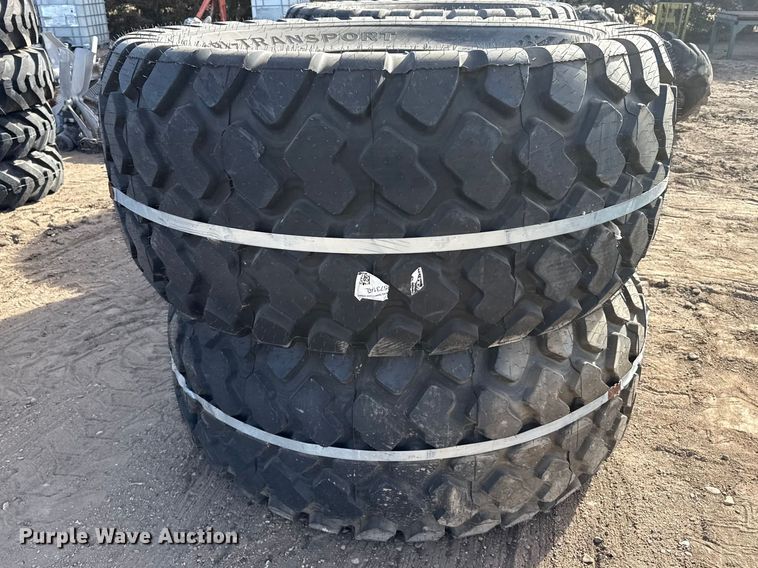 image for item DZ5047 (2) 28LR26 tires