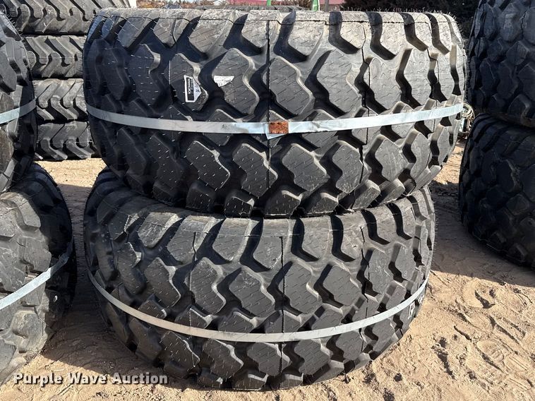 image for item DZ5048 (2) 28LR26 tires