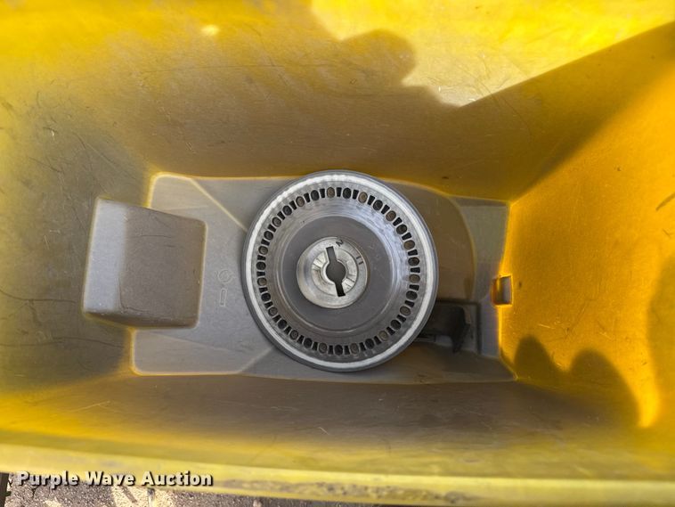 image for item DZ5057 John Deere 1700 planter