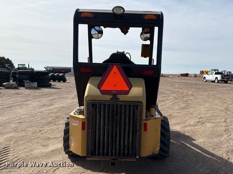 image for item DZ5058 Willmar Wrangler 4560 compact wheel loader