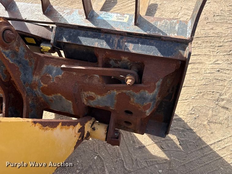 image for item DZ5058 Willmar Wrangler 4560 compact wheel loader