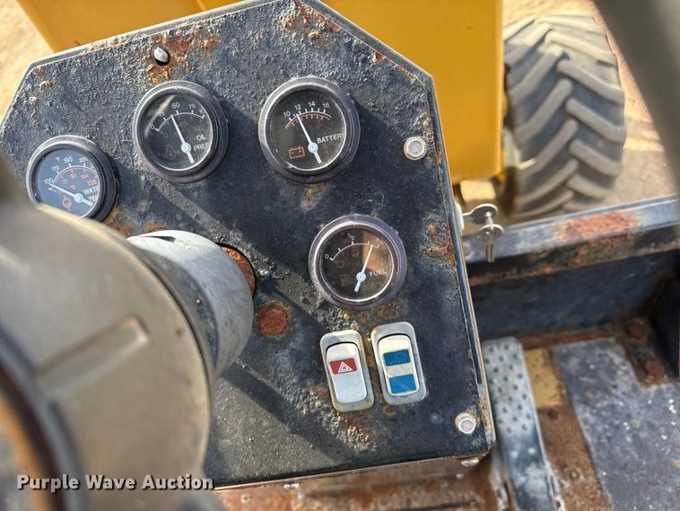 image for item DZ5058 Willmar Wrangler 4560 compact wheel loader