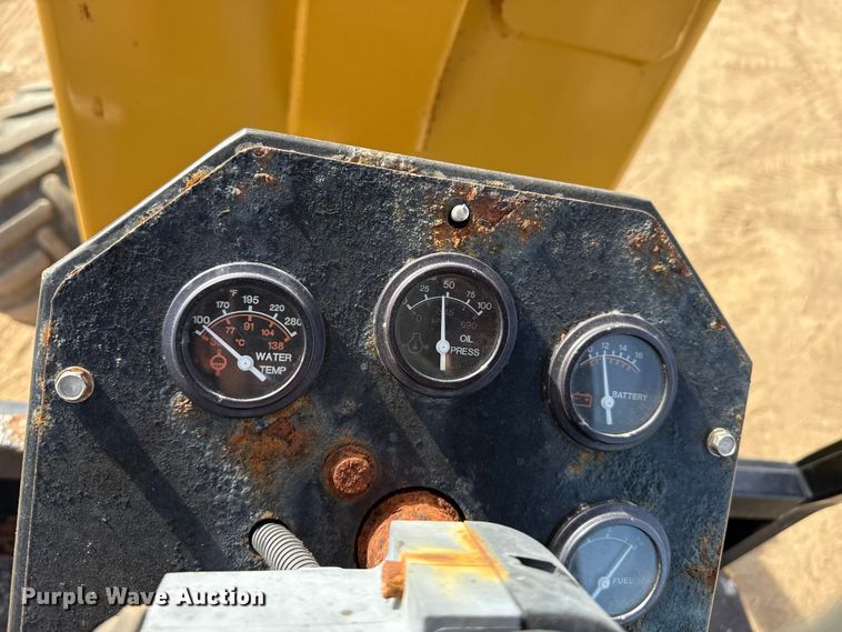 image for item DZ5058 Willmar Wrangler 4560 compact wheel loader