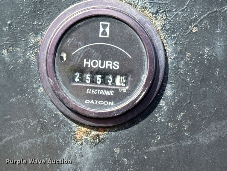 image for item DZ5058 Willmar Wrangler 4560 compact wheel loader