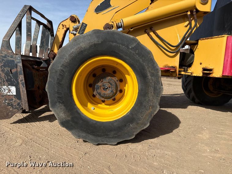 image for item DZ5058 Willmar Wrangler 4560 compact wheel loader
