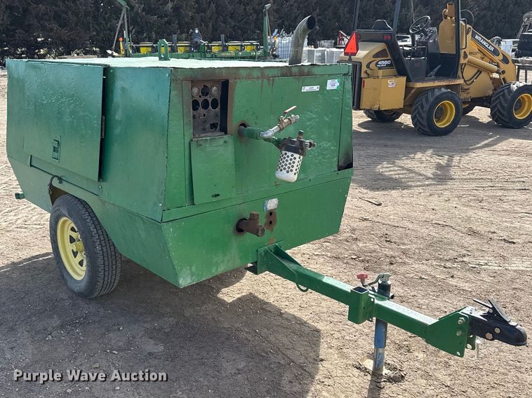 image for item DZ5059 Sullair air compressor