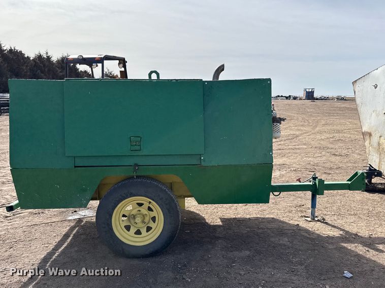 image for item DZ5059 Sullair air compressor