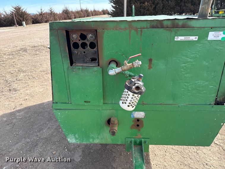 image for item DZ5059 Sullair air compressor