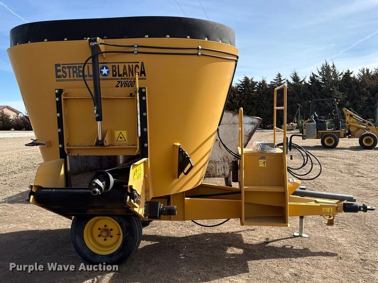 image for item DZ5061 Estrella Blanca ZV0600 feed grinder/mixer