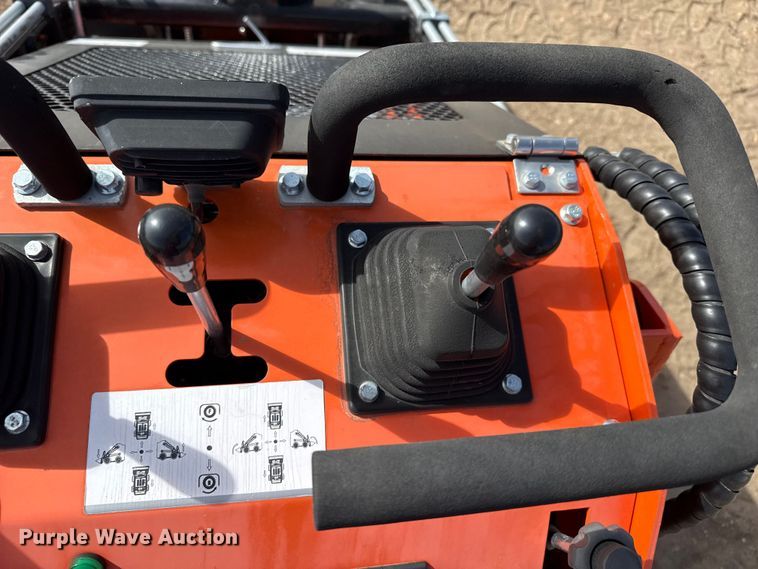 image for item DZ5062 2024 EG36C compact utility loader