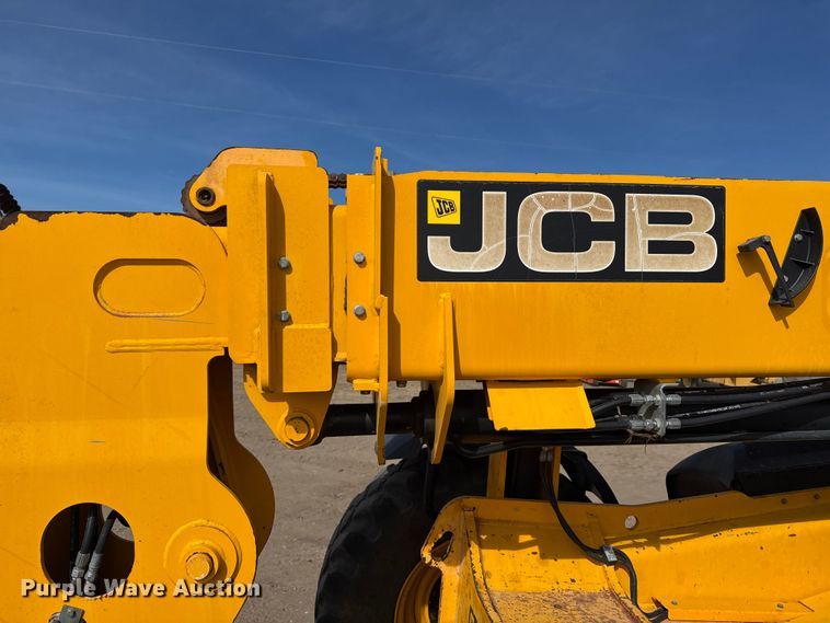 image for item DZ5063 2014 JCB 507-42 telehandler