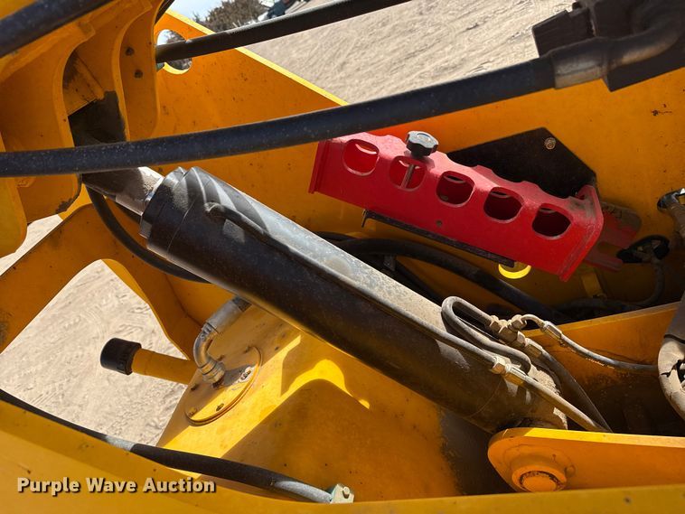 image for item DZ5063 2014 JCB 507-42 telehandler