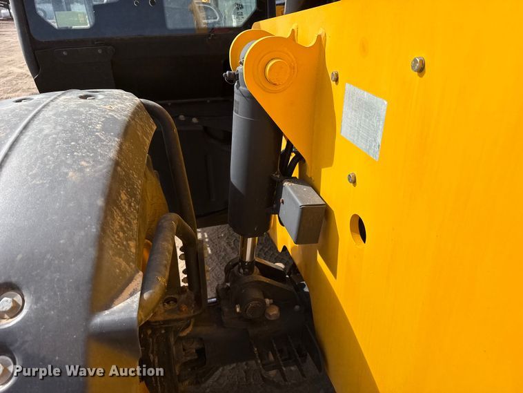 image for item DZ5063 2014 JCB 507-42 telehandler