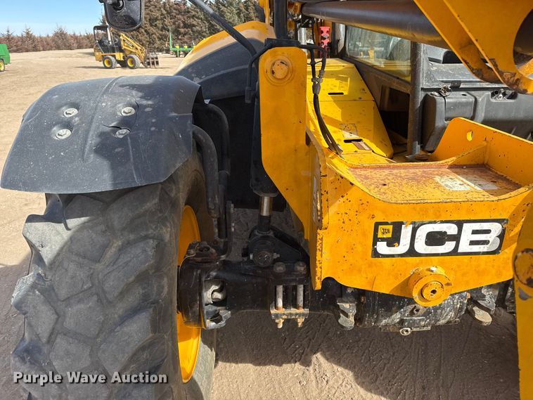 image for item DZ5063 2014 JCB 507-42 telehandler