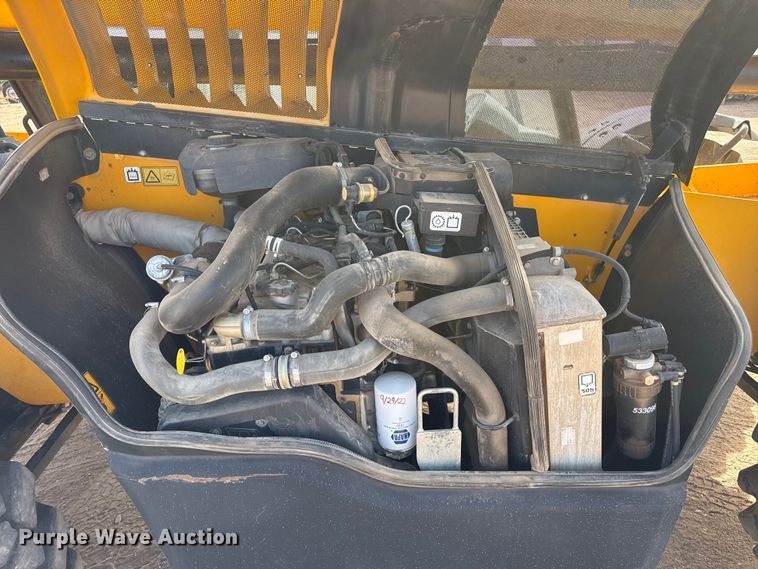 image for item DZ5063 2014 JCB 507-42 telehandler