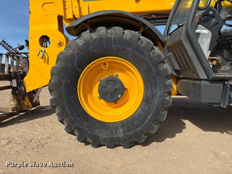 image for item DZ5063 2014 JCB 507-42 telehandler