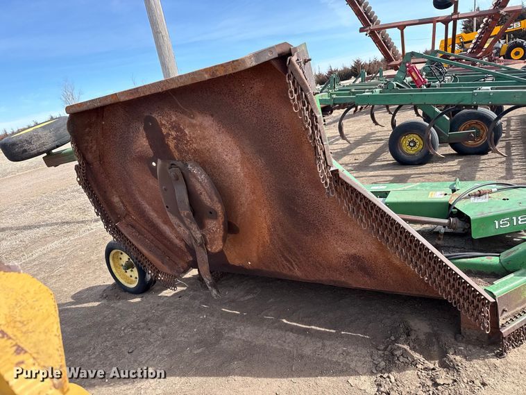 image for item DZ5068 John Deere 1518 rotary mower
