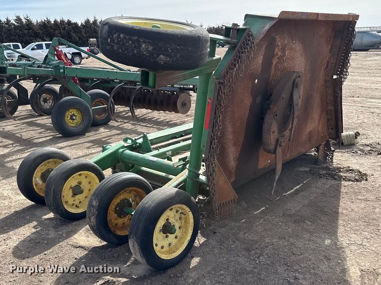 image for item DZ5068 John Deere 1518 rotary mower