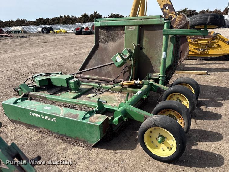 image for item DZ5068 John Deere 1518 rotary mower
