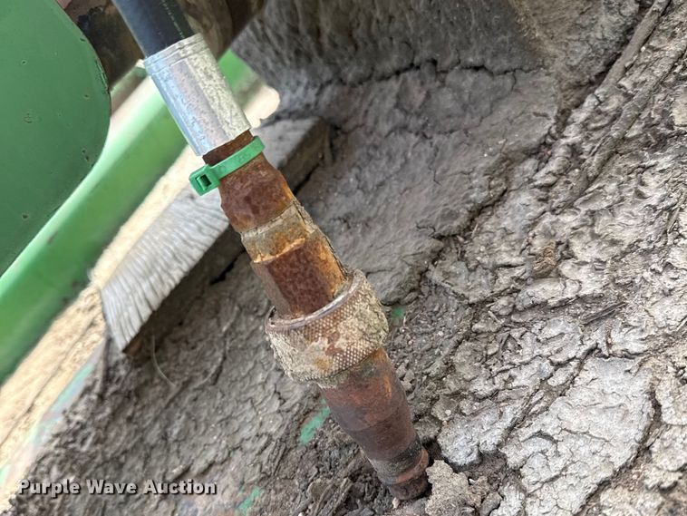 image for item DZ5068 John Deere 1518 rotary mower