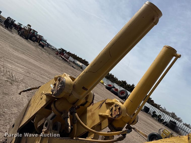 image for item DZ5069 GRC ripper