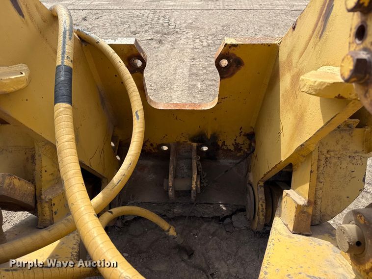 image for item DZ5069 GRC ripper