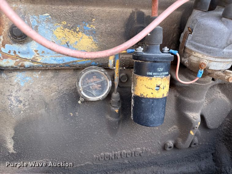 image for item DZ5077 Ford forklift