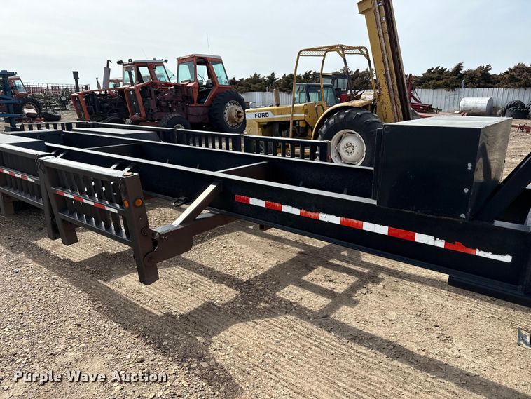 image for item DZ5078 2007 Behnke HET90EGN  sprayer trailer