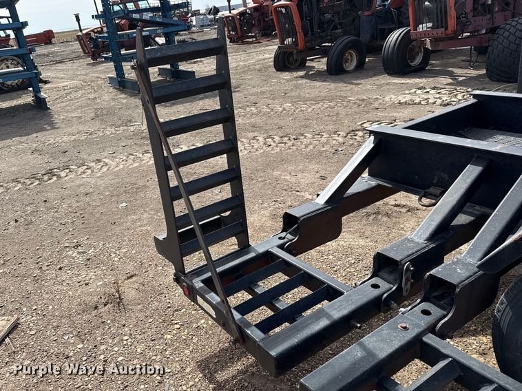 image for item DZ5078 2007 Behnke HET90EGN  sprayer trailer