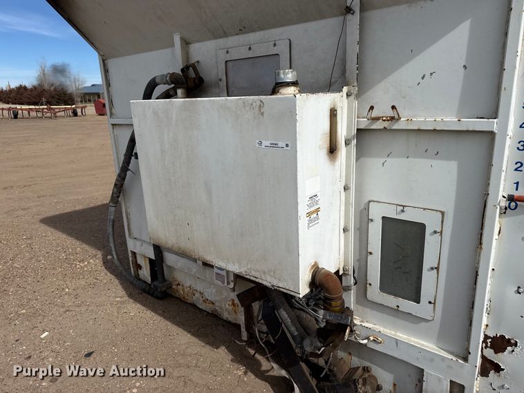 image for item DZ5082 Laird feed delivery bed