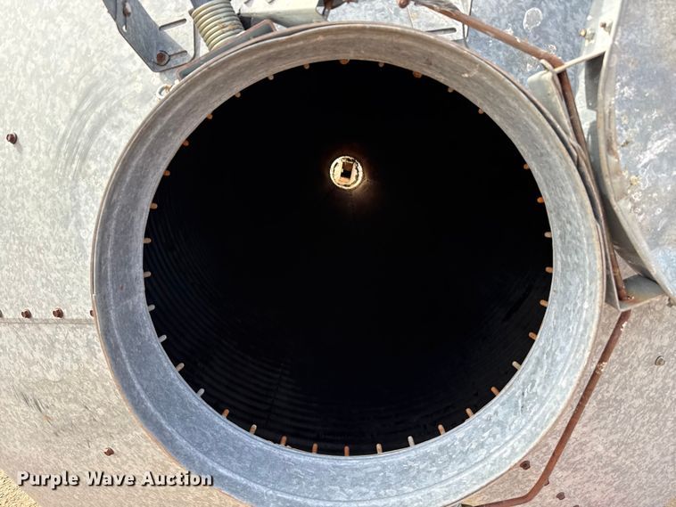 image for item DZ5083 Grain bin