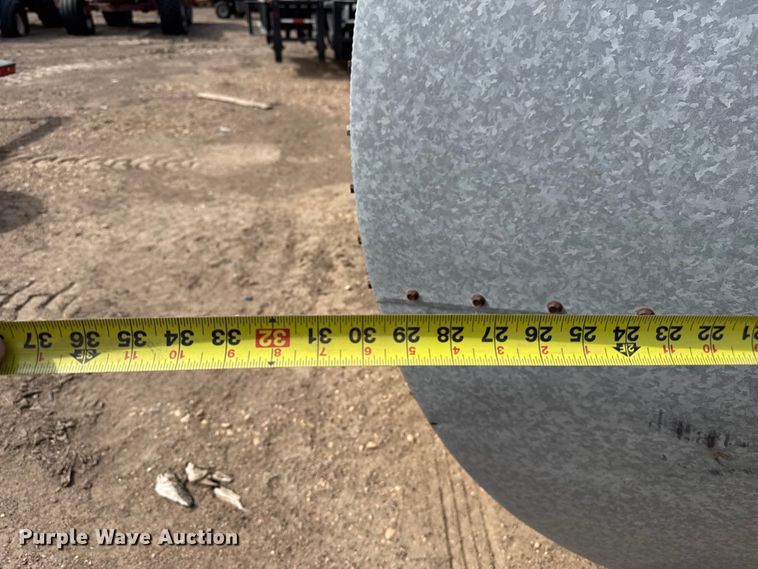 image for item DZ5083 Grain bin