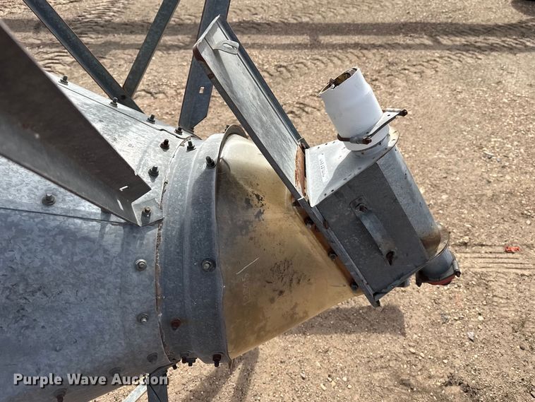 image for item DZ5084 Grain bin