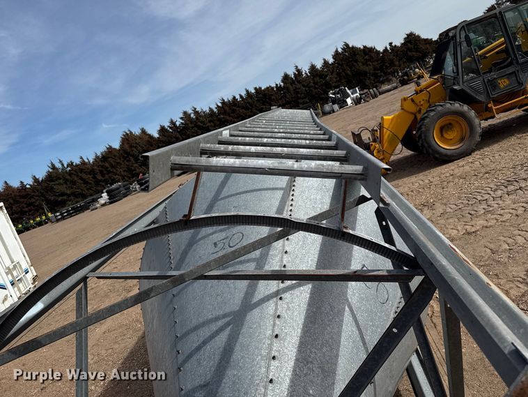 image for item DZ5084 Grain bin